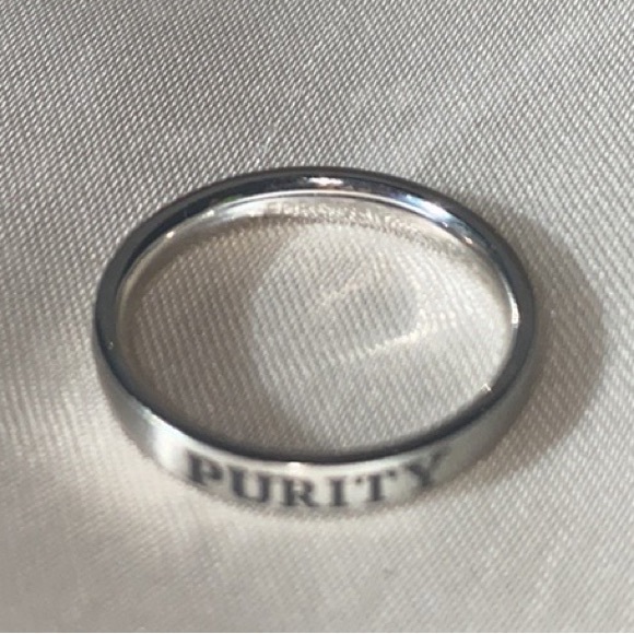 Purity Ring! Stainless Steel, NWT size 7 - Picture 3 of 6